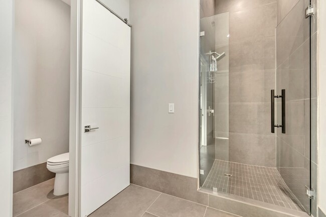 Building Photo - 7033 S 300 E