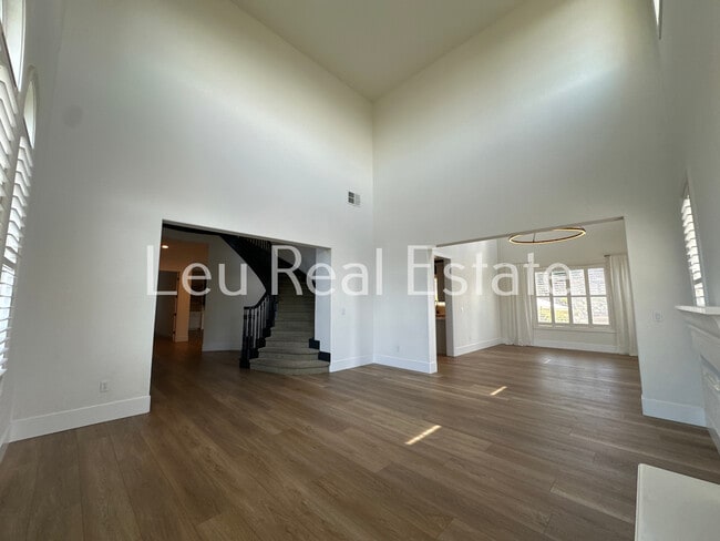 Building Photo - 2630 Giorno Way