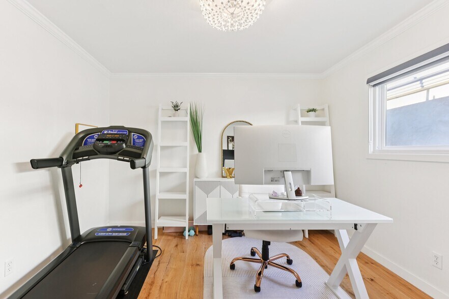 Building Photo - 665 Washington Blvd