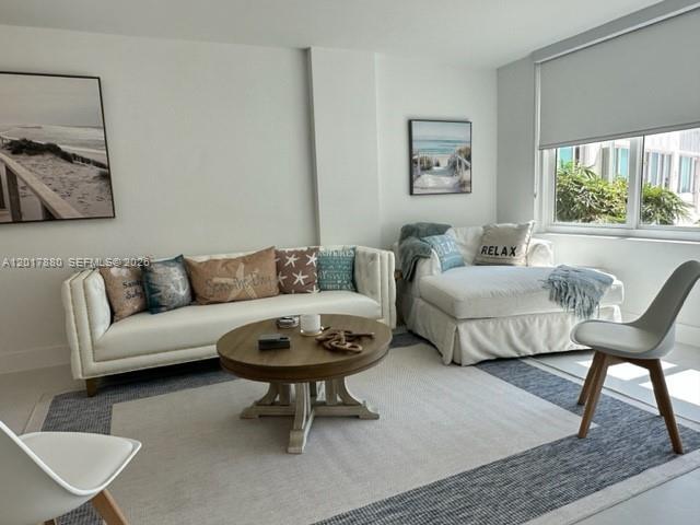 Building Photo - 5401 Collins Ave