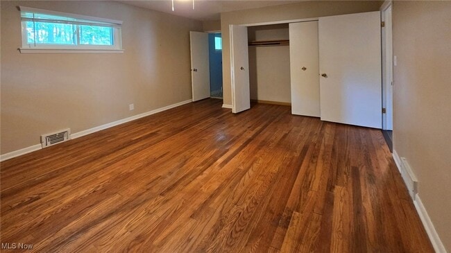 Building Photo - 6862 Westview Dr