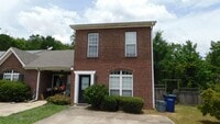 Building Photo - 206 Park Village Cir
