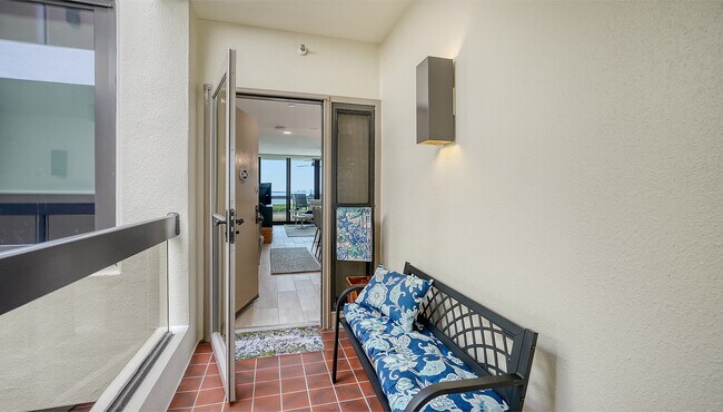 Building Photo - 1932 Harbourside Dr