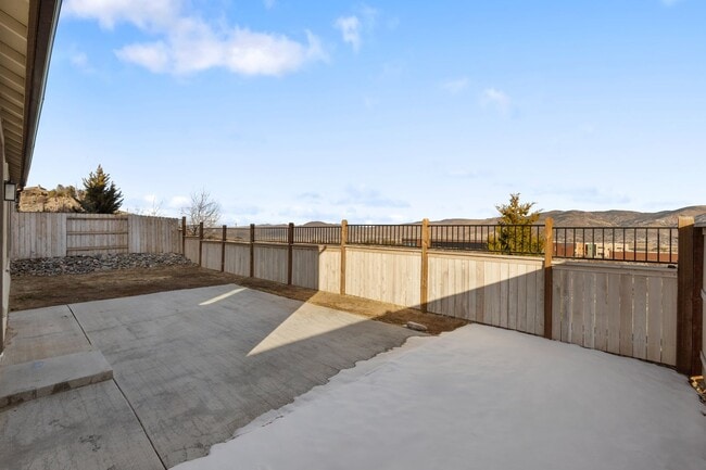Building Photo - Newer South Reno Single Level House for Rent
