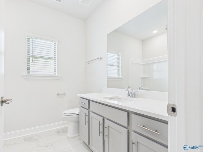 Building Photo - 22567 Donahue Dr