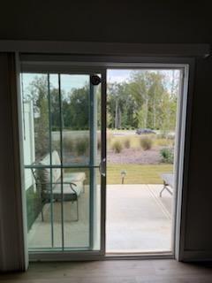 Building Photo - 168 Salt Lk Ln