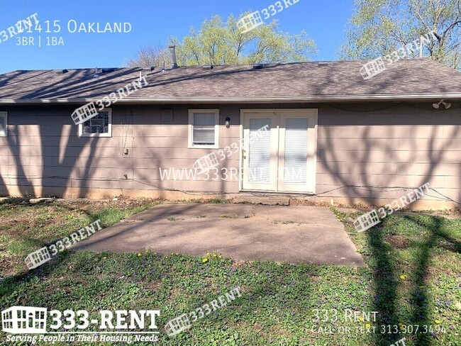 Building Photo - 11415 Oakland-