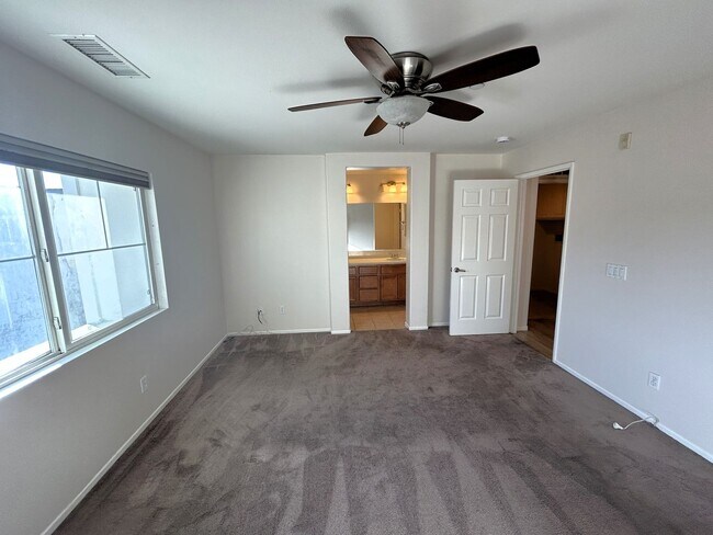 Building Photo - Tulsa Pl #105 Rancho Cucamonga, CA (2 Bedrooms/ 3 Bathrooms)