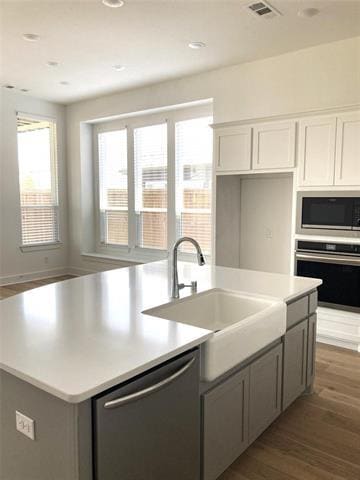 Building Photo - 1704 Hydrangea Ln
