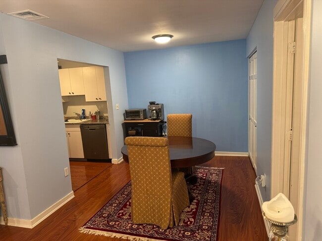 Building Photo - 46 Ober Rd