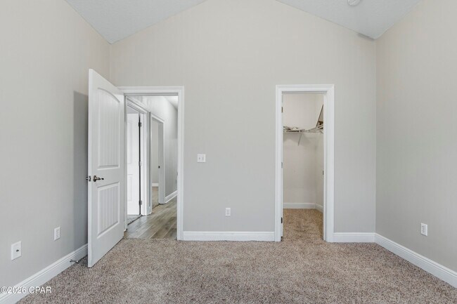 Building Photo - 5033 Pretty Way