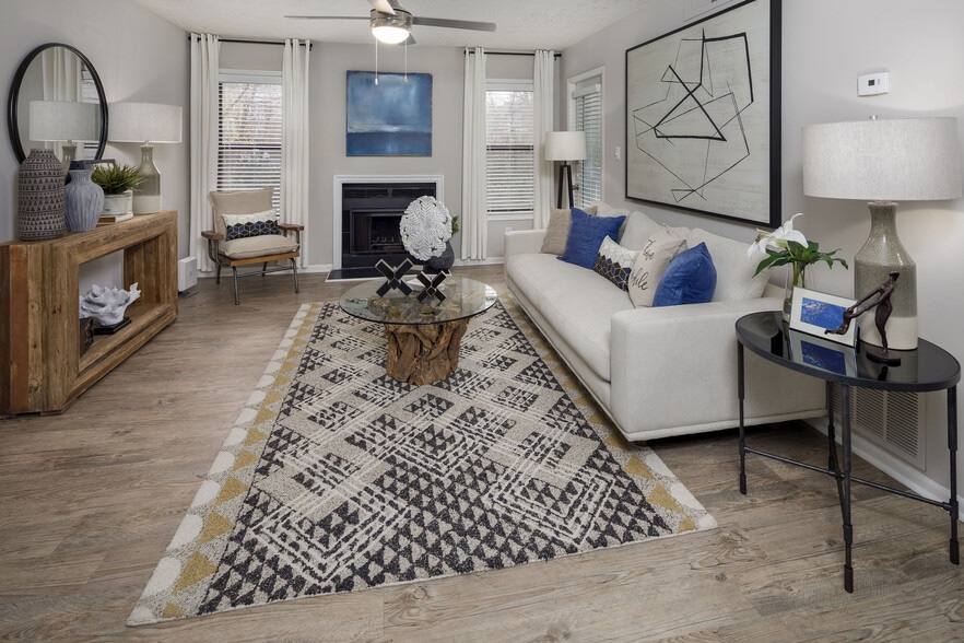 The Everette at East Cobb 1675 Roswell Rd Marietta GA 30062 Apartment Finder