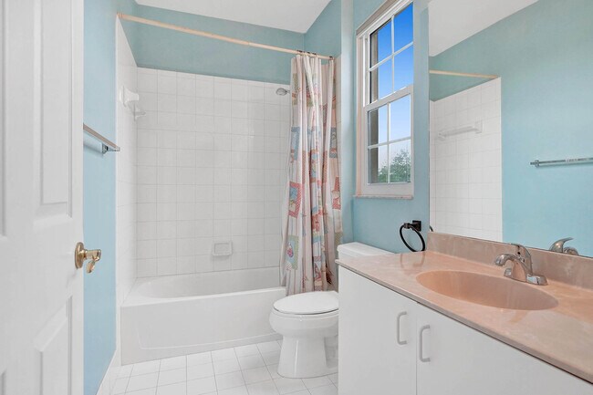 Building Photo - 11224 NW 65th Ct