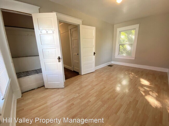 Building Photo - 2 br, 1 bath House - 1111 Hulman