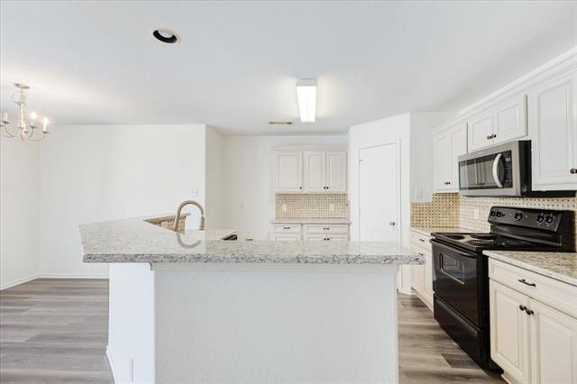 Building Photo - 7405 Howling Coyote Ln