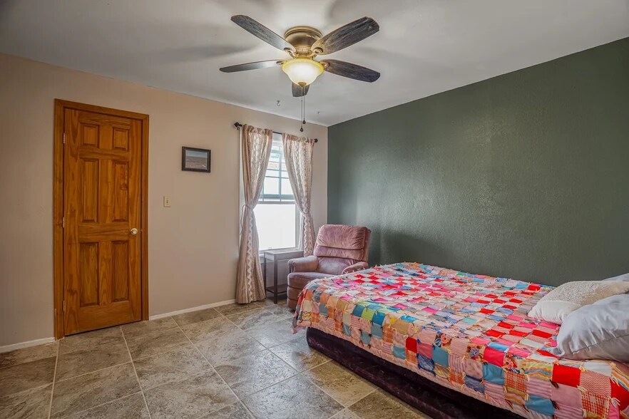 bedroom 1 - 2501 W Zia Rd