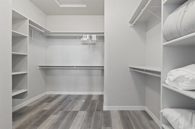 Building Photo - 8311 E Stone Valley St