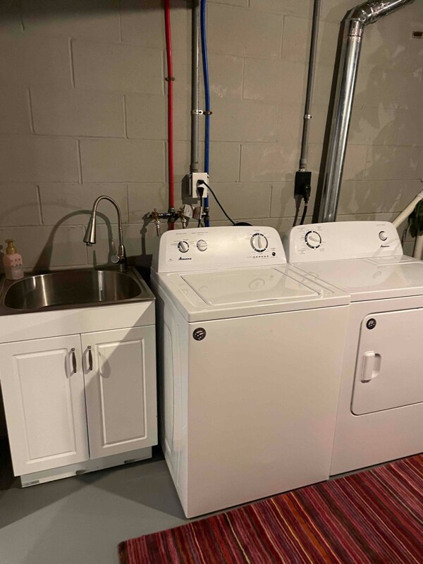 Building Photo - 8371 Juniper Dr