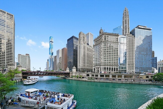 Building Photo - 405 N Wabash Ave