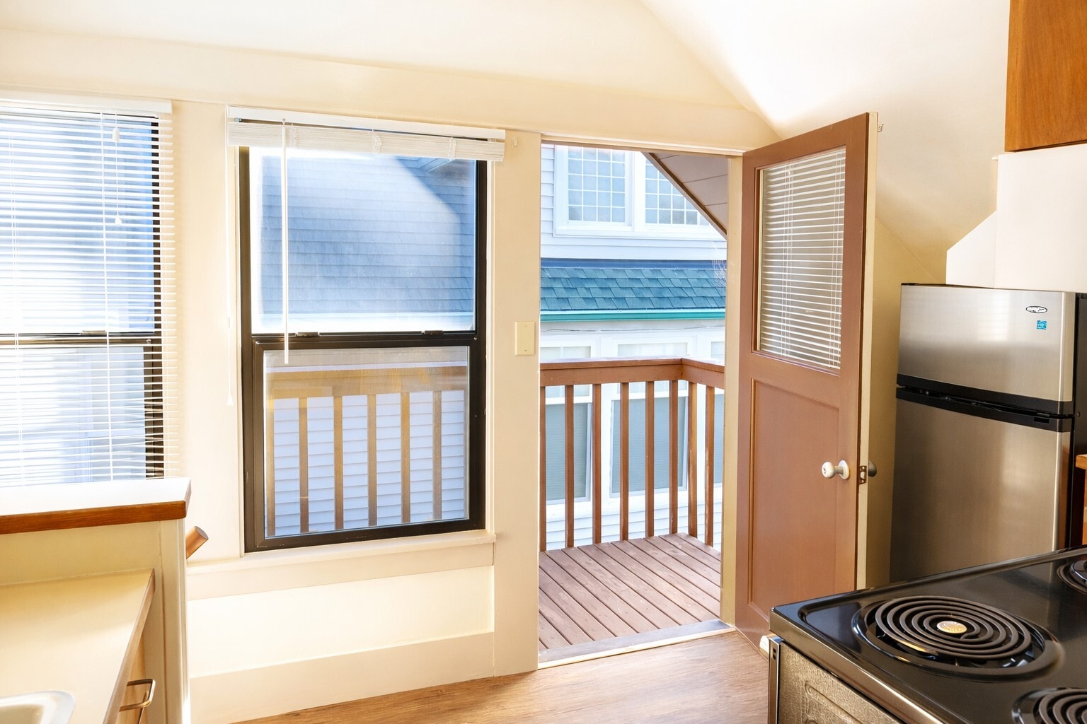 Building Photo - 5116 Meridian Ave N