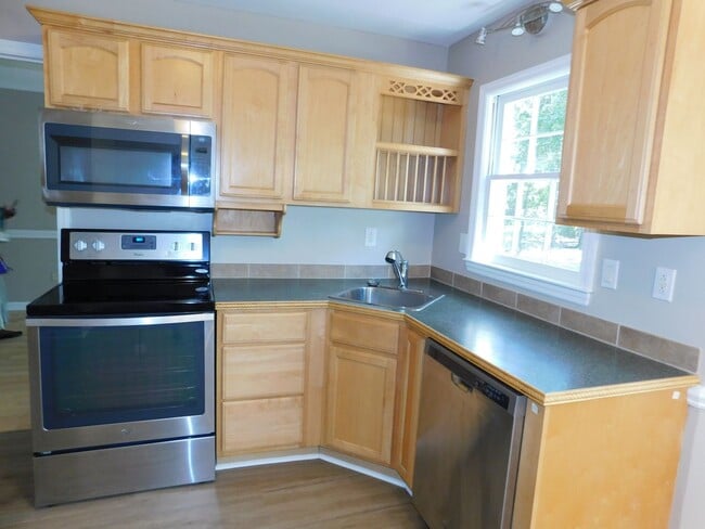 Building Photo - 12921 Randomwood Dr