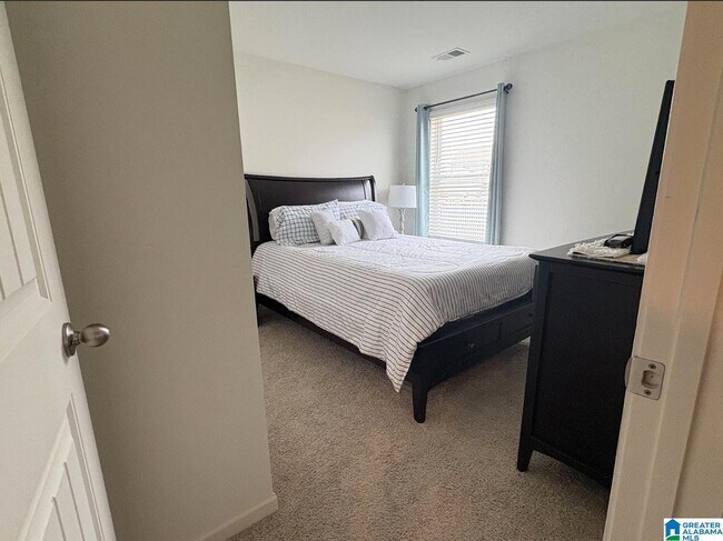 Building Photo - 788 Michelle Mnr