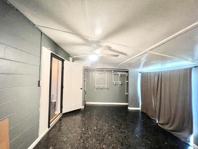 Building Photo - 333 Edge Ave