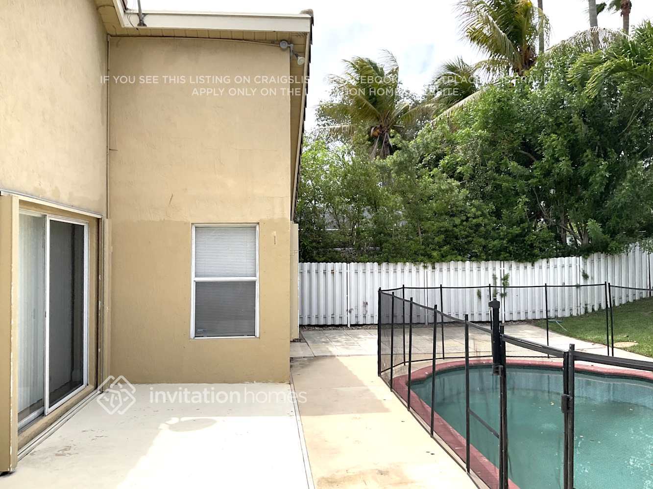 Building Photo - 11215 NW 53rd Ct