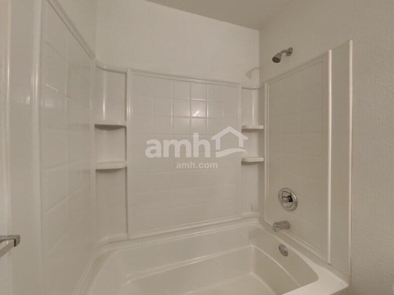 Building Photo - 4229 Golden Horn Ln