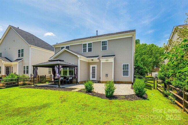 Building Photo - 4505 Hampstead Heath Dr