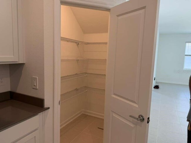 Building Photo - 7381 Ivy Tendril Ave