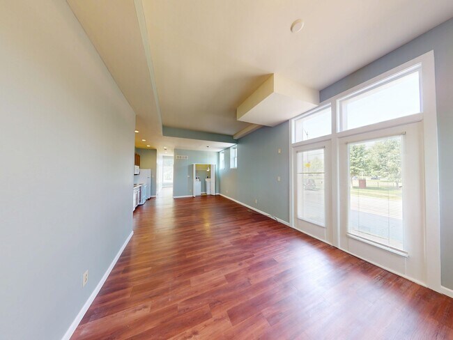 Building Photo - 3861-3869 McRee
