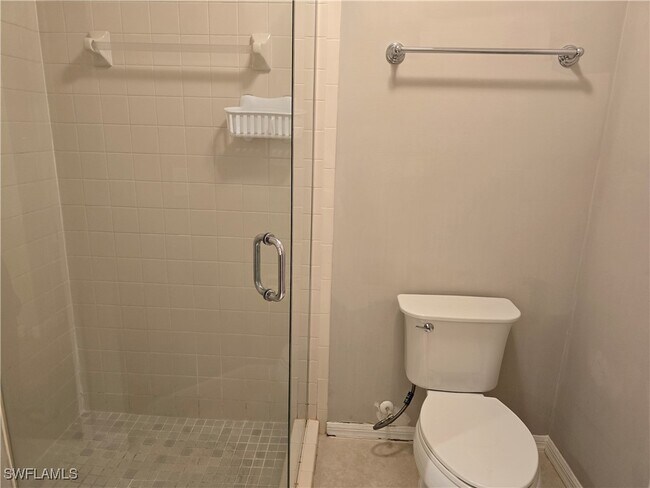 Building Photo - 605 Squire Cir