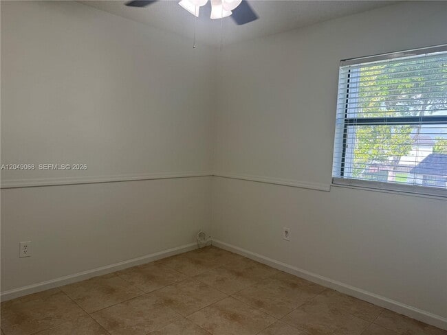 Building Photo - 15054 SW 127th Pl