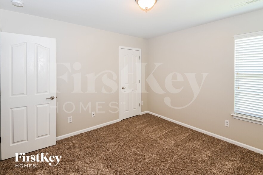 Building Photo - 1544 Moss Creek Dr