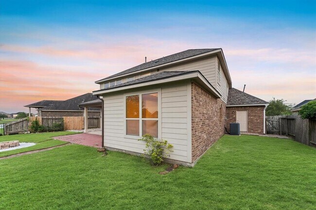 Building Photo - 9415 Vista Falls Ct