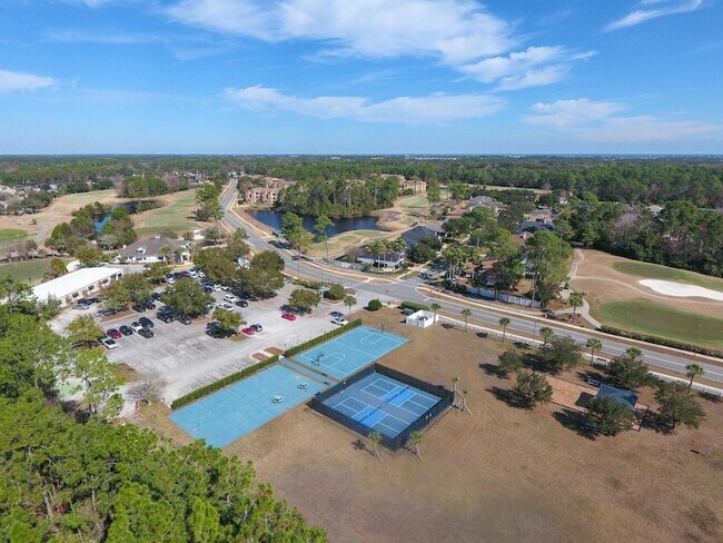 Building Photo - 520 Florida Club Blvd