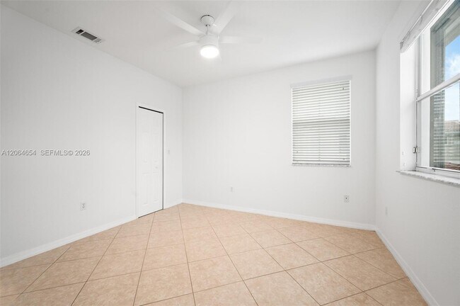 Building Photo - 12392 SW 124th Terrace