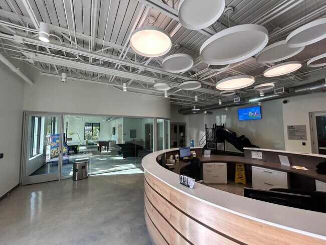 Building Photo - 331 Tequesta Dr