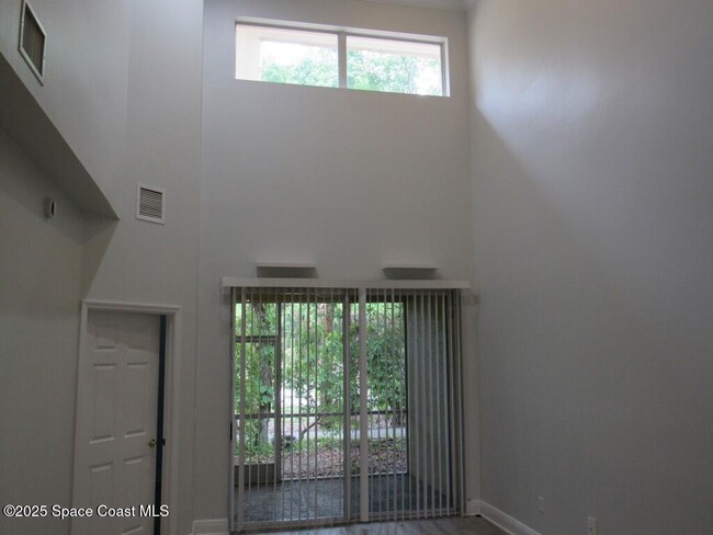 Building Photo - 246 Tin Roof Ave