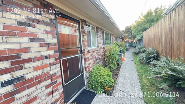 Building Photo - 3202 NE 81st Ave