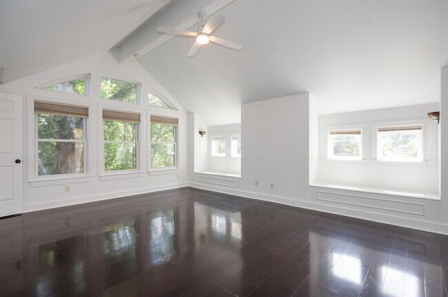 Building Photo - 1804 Polo Rd