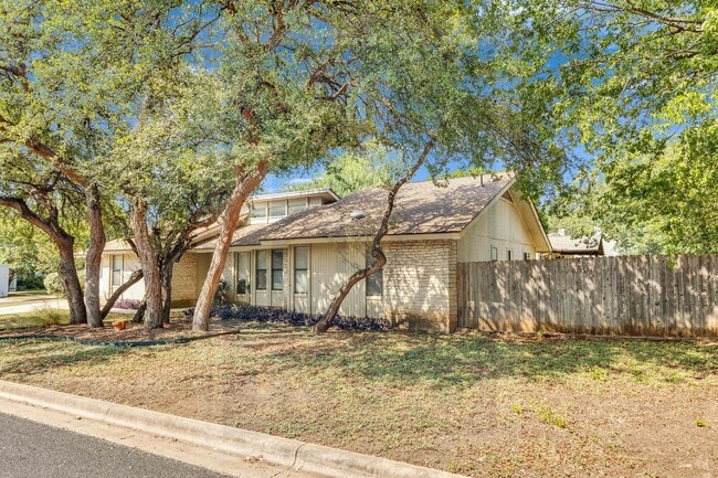 Building Photo - 7302 Waldon Dr