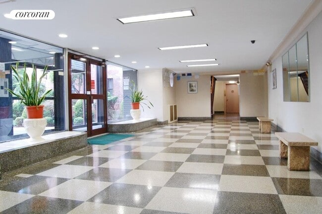 Building Photo - 1119 Ocean Pkwy
