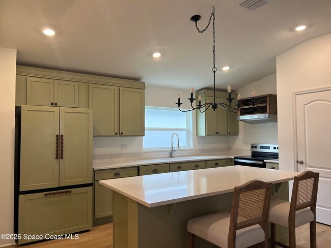 Building Photo - 3638 Grappler Cir SE