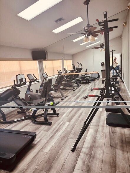 Community Clubhouse Gym - 8108 Summer Shores Dr