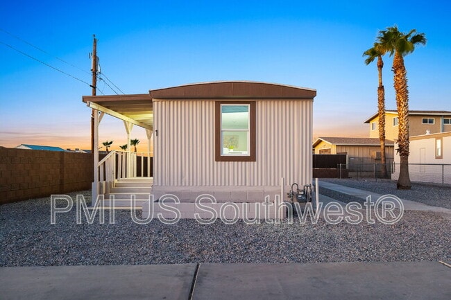 Building Photo - 437 Riverfront Dr