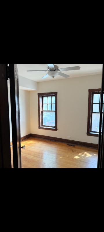 Building Photo - 4840 N Talman Ave