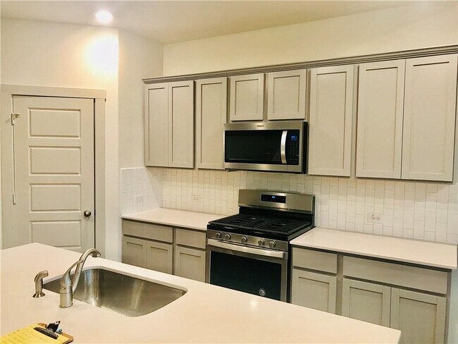 Building Photo - 17304 Truffle Falls Wy