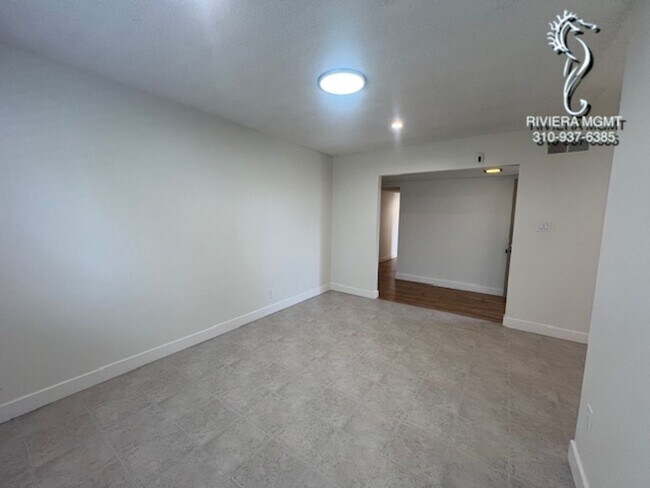 Building Photo - ***$1200.00 Off on 1st Month*** Torrance House 4 Bed 2 bath